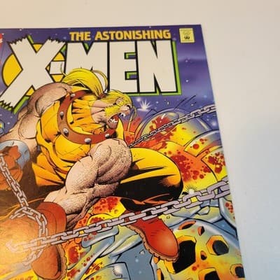 Astonishing X-Men 2 1995 NM Marvel Age of Apocalypse Sabretooth Cover Comic Book - Thumbnail 5
