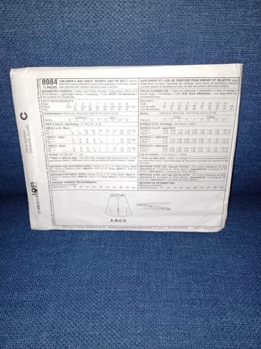McCall’s 8984 Girls Skorts Pattern 10–14 Preppy 90s Retro School Uniform Uncut - Thumbnail 2