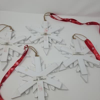 WOODEN SNOWFLAKE CHRISTMAS ORNAMENT White Rustic Farmhouse Holiday Decor 10x10x1 - Thumbnail 9