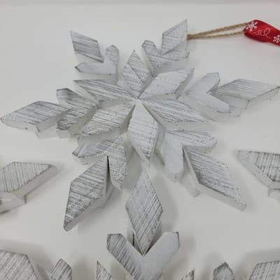 WOODEN SNOWFLAKE CHRISTMAS ORNAMENT White Rustic Farmhouse Holiday Decor 10x10x1 - Thumbnail 7