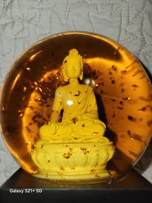 BUDDHA Meditation Snow Globe Gold Flakes Amber Glass Zen Decor 6.5in - Thumbnail 2