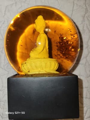 BUDDHA Meditation Snow Globe Gold Flakes Amber Glass Zen Decor 6.5in - Thumbnail 4