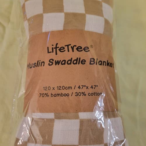 LifeTree Muslin Swaddle Blanket Beige Gingham 47"x47" Bamboo Cotton Baby Wrap - Thumbnail 4