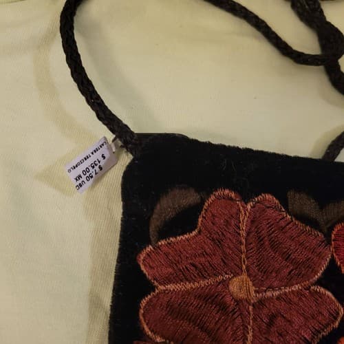Handmade Guatemala Velvet Crossbody Bag Purse Embroidered Floral Black 7.5"x6" - Thumbnail 3