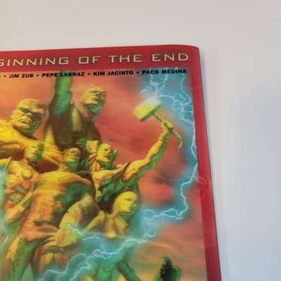 Thor #700 Lenticular Variant Death of Captain Marvel Homage Marvel 2017 - Thumbnail 13