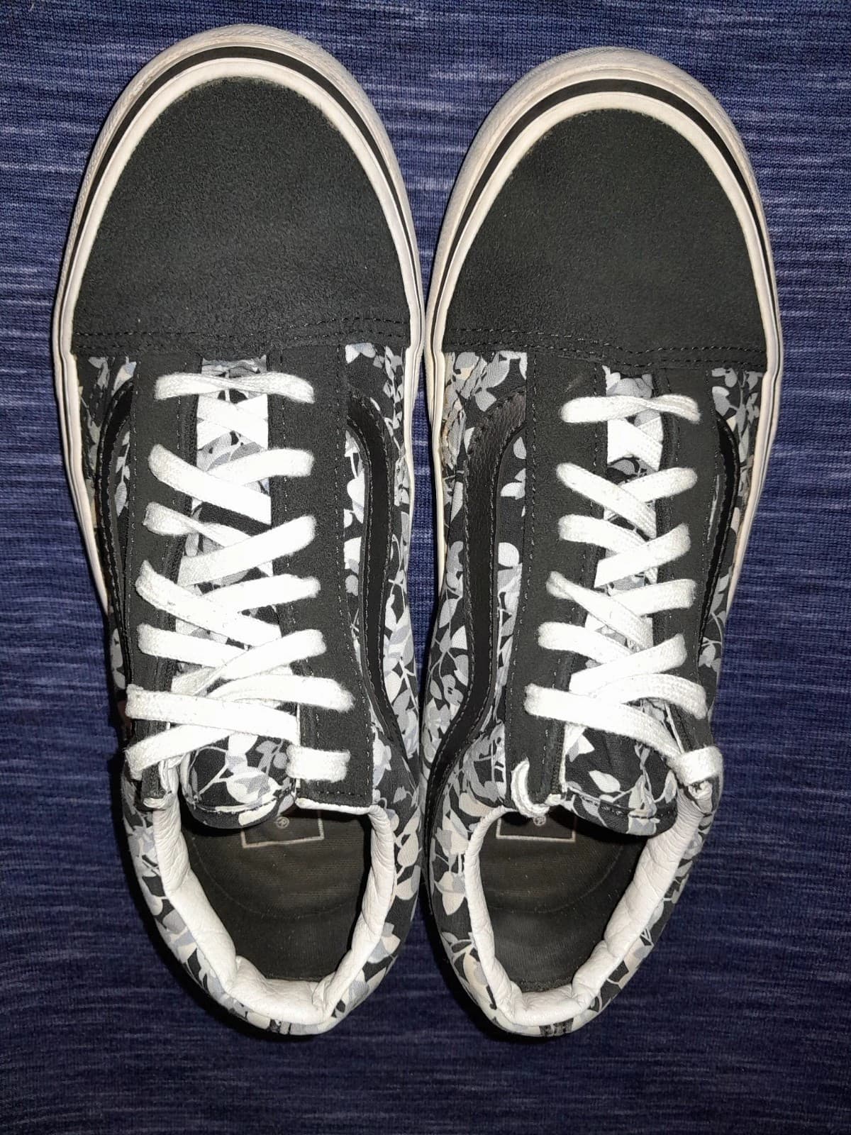 Vans Old Skool Reverse Floral Black & White Women's Size 7 M5.5 614992 - Image 1
