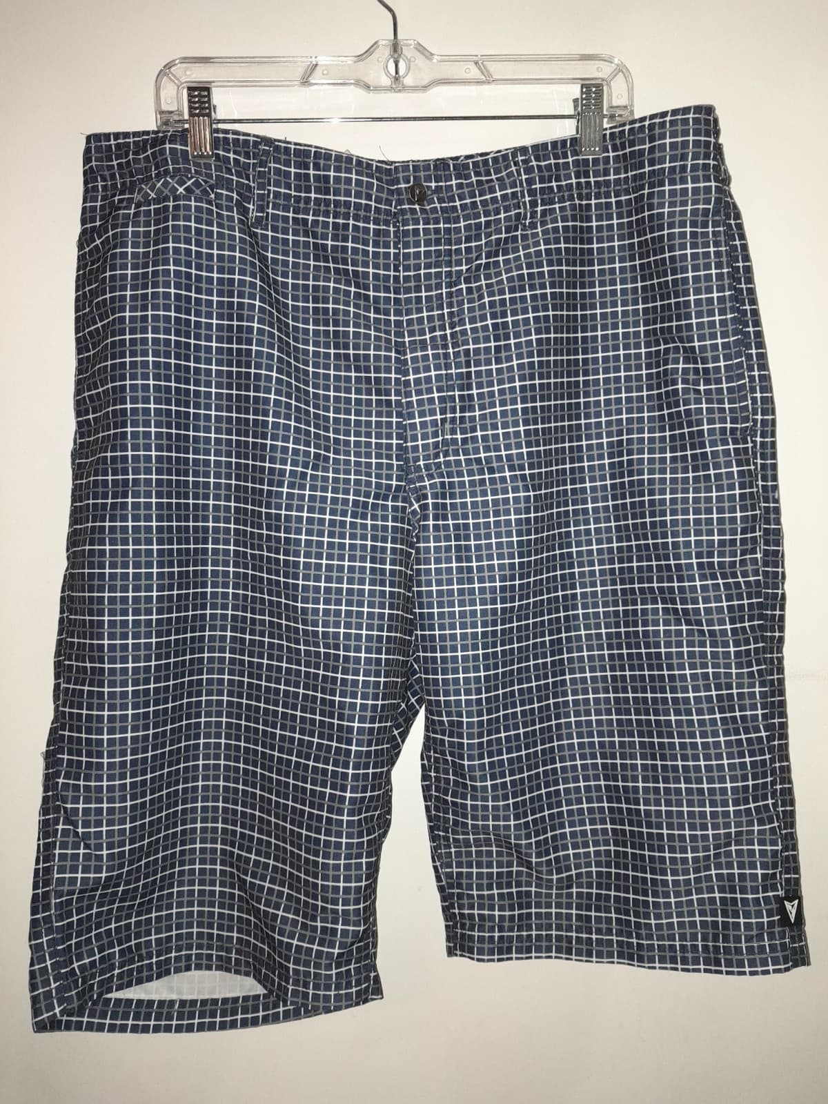 Univibe 38.5" x 12" Blue & White Plaid Tie Front Pocket Boardshorts Size 36 EUC - Thumbnail 2