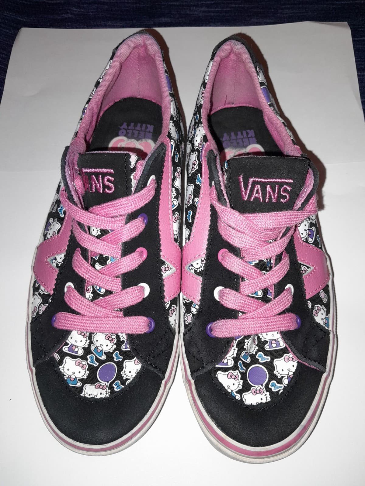 Hello Kitty Shoes Sz 3.5 HTF Vans Kids Tory Kitty Girls Lace Up Canvas Sneakers - Thumbnail 11