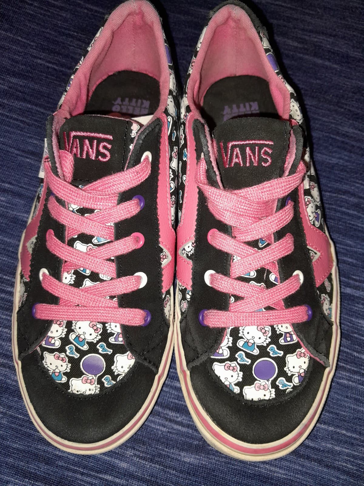 Hello Kitty Shoes Sz 3.5 HTF Vans Kids Tory Kitty Girls Lace Up Canvas Sneakers - Image 1
