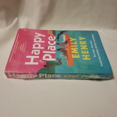 Happy Place by Emily Henry (Paperback, 2023, Penguin Fiction) - Thumbnail 6