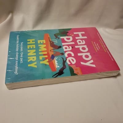 Happy Place by Emily Henry (Paperback, 2023, Penguin Fiction) - Thumbnail 7