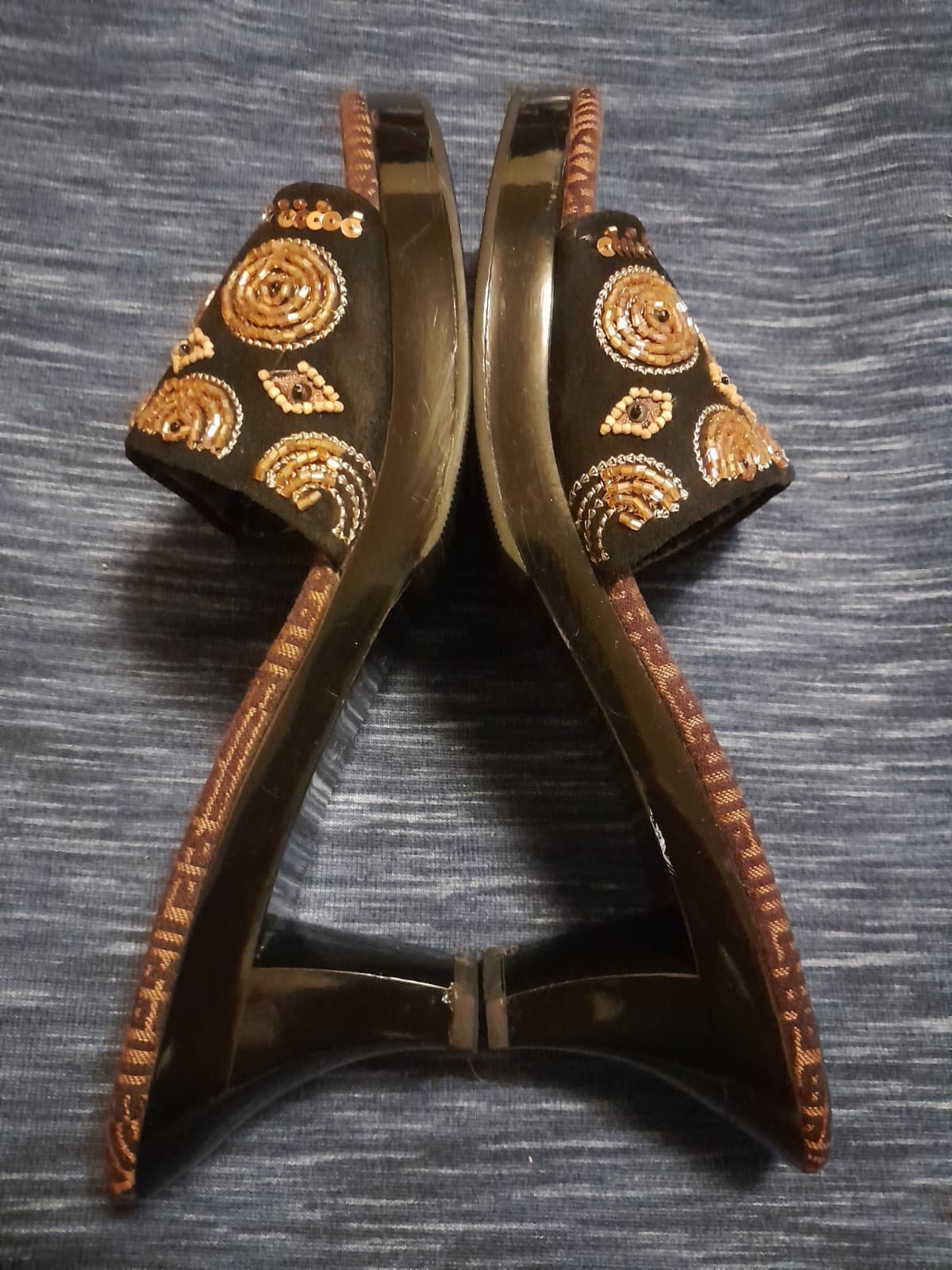 Beaded Design Sequence Trim Sandals Mules Size 10 Carlos By Carlos Santana - Thumbnail 4
