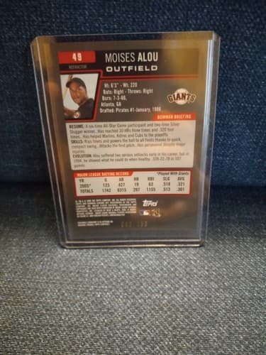 MOISES ALOU 90 /150 GIANTS BLUE REFRACTOR SP 2006 BOWMAN CHROME 49 - Thumbnail 2