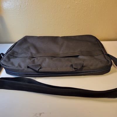 New Dell Essential 16x11x2 Computer Laptop Carrying Case Tote Shoulder Bag Black - Thumbnail 11