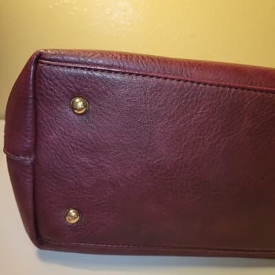 Urban Expressions Vegan Leather Purse Tote Bag Burgundy with Matching Wristlet - Thumbnail 12
