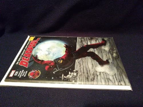 Deadpool #30 Marvel Comics 2017 Duggan Hawthorne Bellaire Modern Age Lunar C - Thumbnail 2