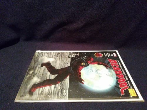 Deadpool #30 Marvel Comics 2017 Duggan Hawthorne Bellaire Modern Age Lunar C - Thumbnail 3