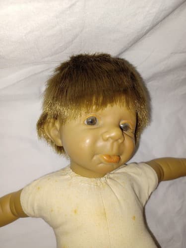 Vintage Toy Carmen Gonzalez Doll JULIO 1994 Made In Spain 14" Pouting Face RARE - Thumbnail 2