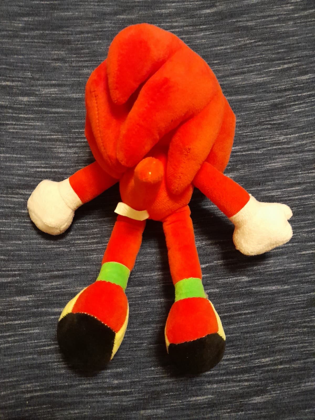 Sonic The Hedgehog Knuckles Plush Window Hanger With Suction Cup 10" EUC - Thumbnail 3