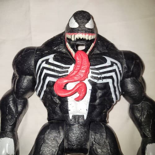 Venom Ooze Action Figure 12.5" Hasbro Marvel Spider-Man Titan Hero Toy - Thumbnail 4