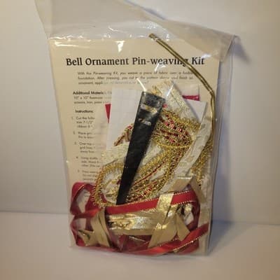 Wrights Pin-Weaving Ornament Kit Bell Design Vintage 1990s Christmas Craft NOS - Thumbnail 3