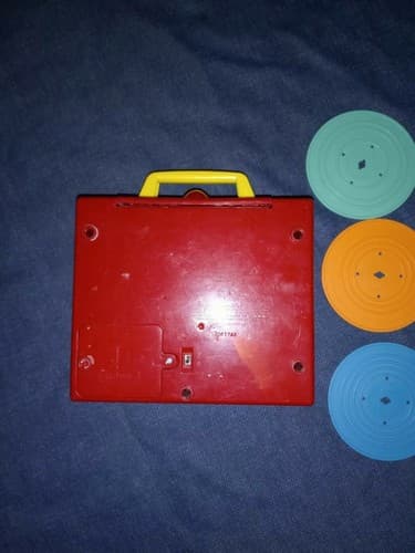 Fisher Price Record Player With 3 Records Vintage Music Box Works - Thumbnail 3