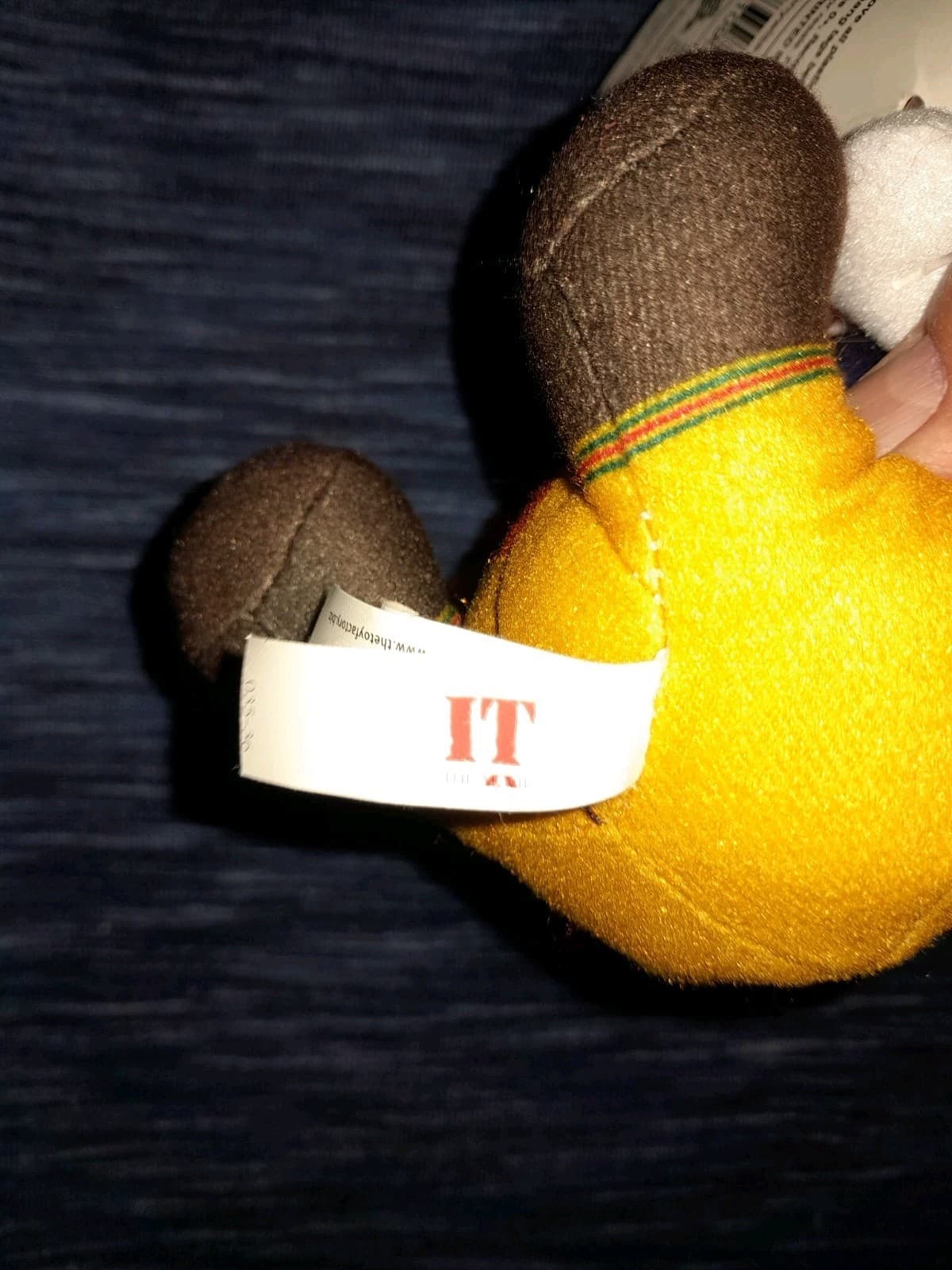 IT 6" Sitting Plush: It The Movie Stephen Kings Pennywise Toy Factory NWT - Thumbnail 5