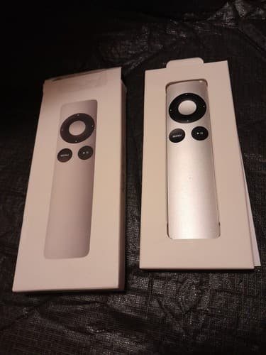 GENUIENE Control Apple TV 2nd 3rd Generation Silver - Thumbnail 5