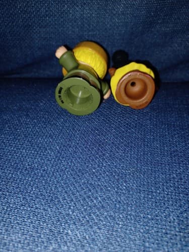 2X Fisher Price Little People FARMER MAN And Musical Tessa Girl Yellow Dress Lot - Thumbnail 4