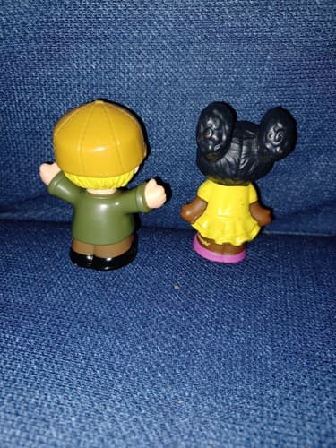 2X Fisher Price Little People FARMER MAN And Musical Tessa Girl Yellow Dress Lot - Thumbnail 3