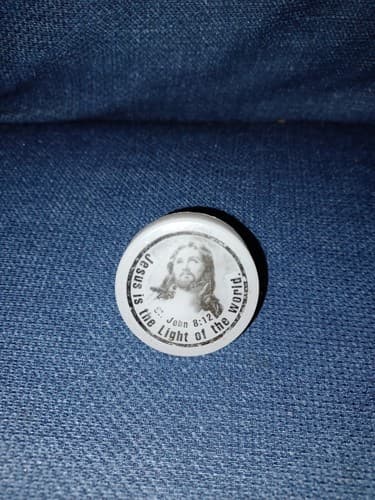 3 X Jesus Is The Light Of The World St. John 8:12 Button Night Light Plug-ins - Thumbnail 4