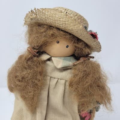 1994 Longaberger Lizzie High 11" Wooden Doll Goose 10th Anniversary Cottagecore - Thumbnail 3