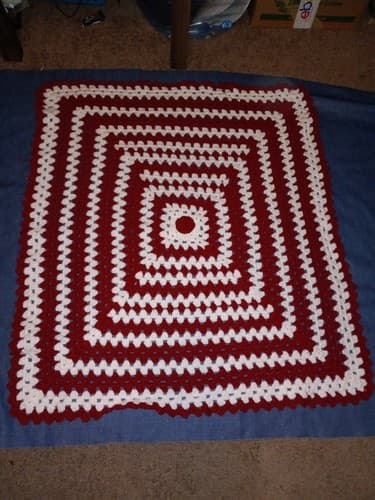 Baby Blanket Afghan Hand Crochet Red/ Burgundy & White Square 33" x 33" - Thumbnail 3