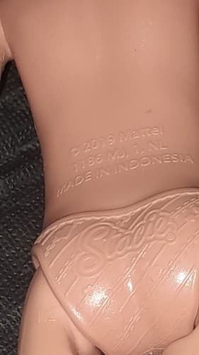 Mattel Barbie Team Stacie Doll With Purple Shoes 2019 - Thumbnail 6