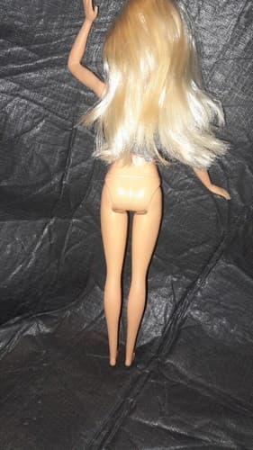Mattel Barbie Doll 2013 / 2015 Blonde Hair & Tank Top - Thumbnail 5