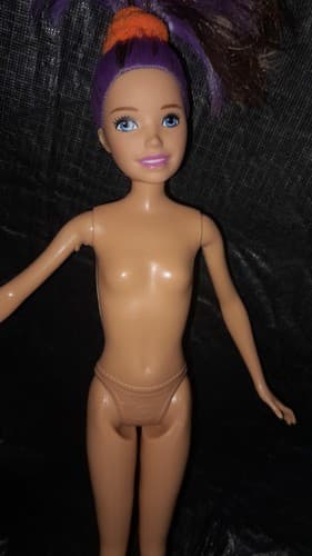 Barbie Sister Skipper Doll Brunette Hair with Purple Streaks Mattel 2016 - Thumbnail 3