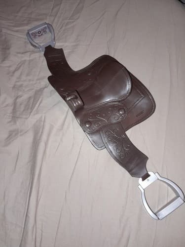 Battat Large Brown Saddle w/ Gray Stirrups Fits 18" Our Generation Doll Horse - Thumbnail 4