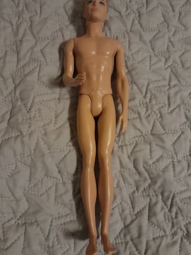2012 Mattel Barbie Ken Fashionista Doll molded Hair - Thumbnail 3