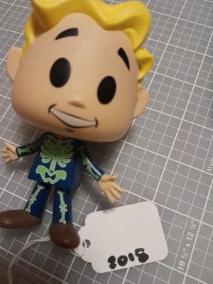 Funko Pop! Fallout #99 Adamantium Skeleton Hot Topic Exclusive Vault Boy NO BOX - Thumbnail 7