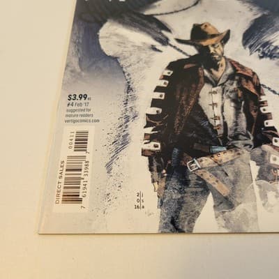 Frostbite 4 2017 Vertigo Joshua Williamson PostApocalyptic Thriller Issue - Thumbnail 3