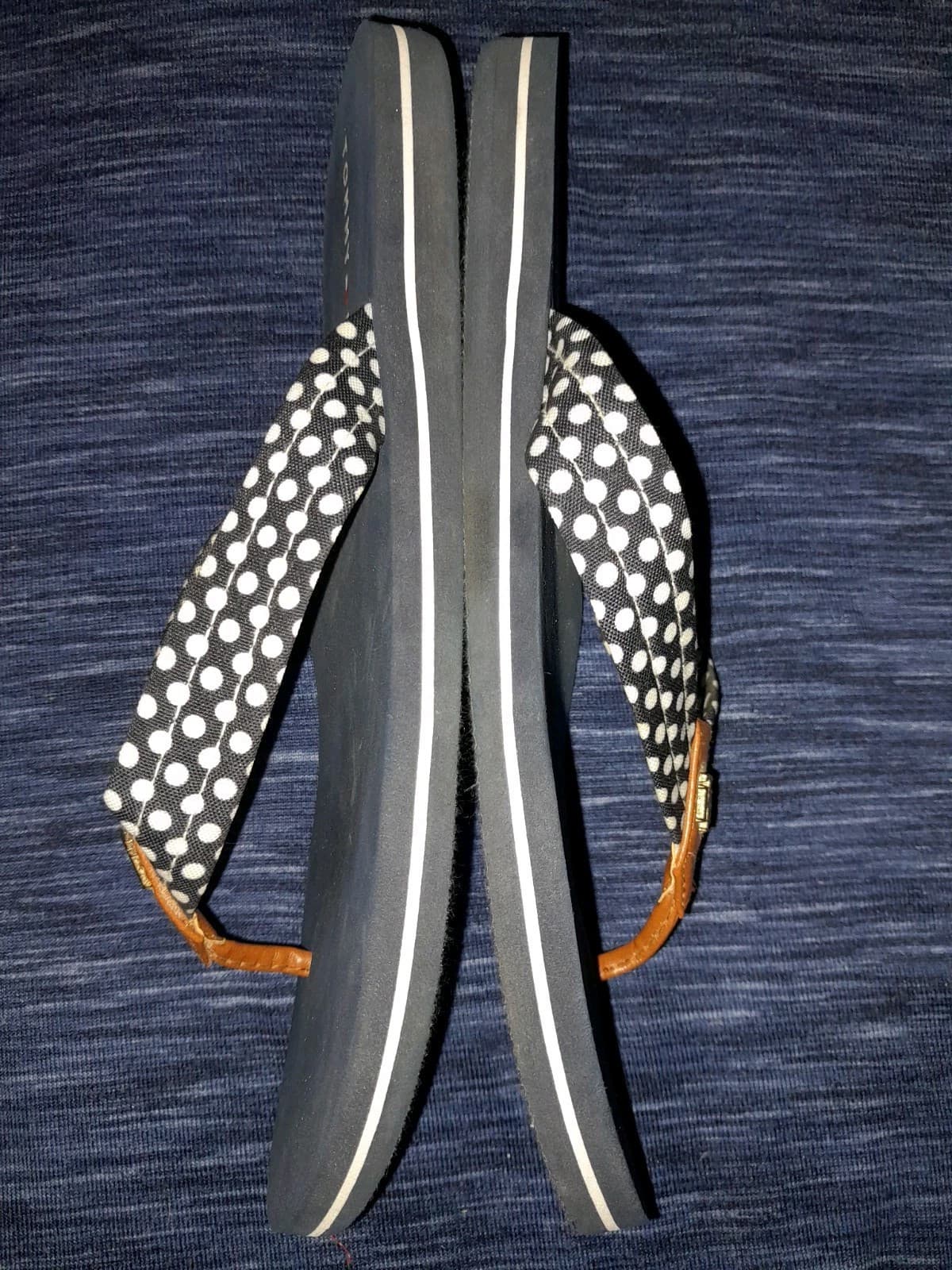 Tommy Hilfiger Black w White Dots Foam & Nylon Flip Flop Sandals Women’s Size 10 - Thumbnail 5