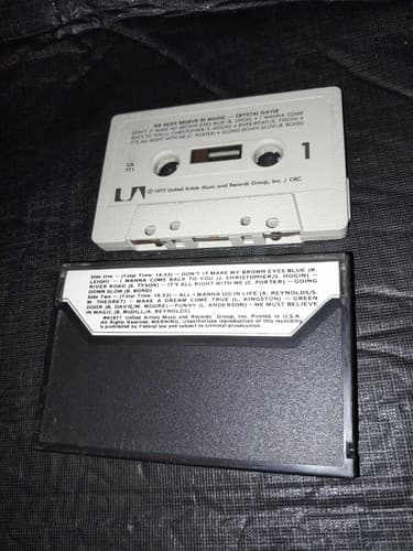 Vintage Crystal Gale "WE MUST BELIEVE IN MAGIC" CASSETTE - Thumbnail 4