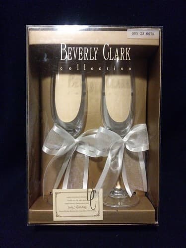 First Toast Champagne Glasses Set of 2 Beverly Clark Collection NOS - Image 1
