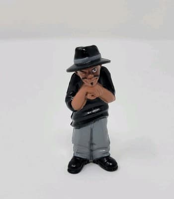 Homies Series 8 Sneaky Aka One Eye Lil Homie 1.75" Figure - Image 1