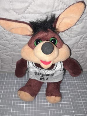 San Antonio Spurs Mascot Coyote Plush In Home Team Jersey "2!" 2017 Curto Toy - Thumbnail 8