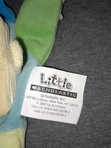 This Little Piggy [With Hand Puppet] by Michelle Berg (English) Board Books Book - Thumbnail 5