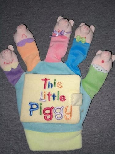 This Little Piggy [With Hand Puppet] by Michelle Berg (English) Board Books Book - Image 1