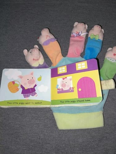 This Little Piggy [With Hand Puppet] by Michelle Berg (English) Board Books Book - Thumbnail 2