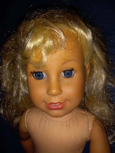 My Disney Girl 18” Doll Walt Disney World Blonde Blue Eyes - Thumbnail 3