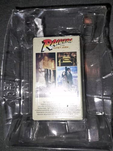 Hallmark Ornament Raiders of the Lost Ark Mini Replica VHS Cassette Clamshell - Thumbnail 3